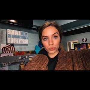 Meet your Posher, Kristin